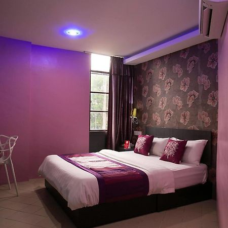 פטלין ג'איה Oyo 176 Hotel Q Inn מראה חיצוני תמונה