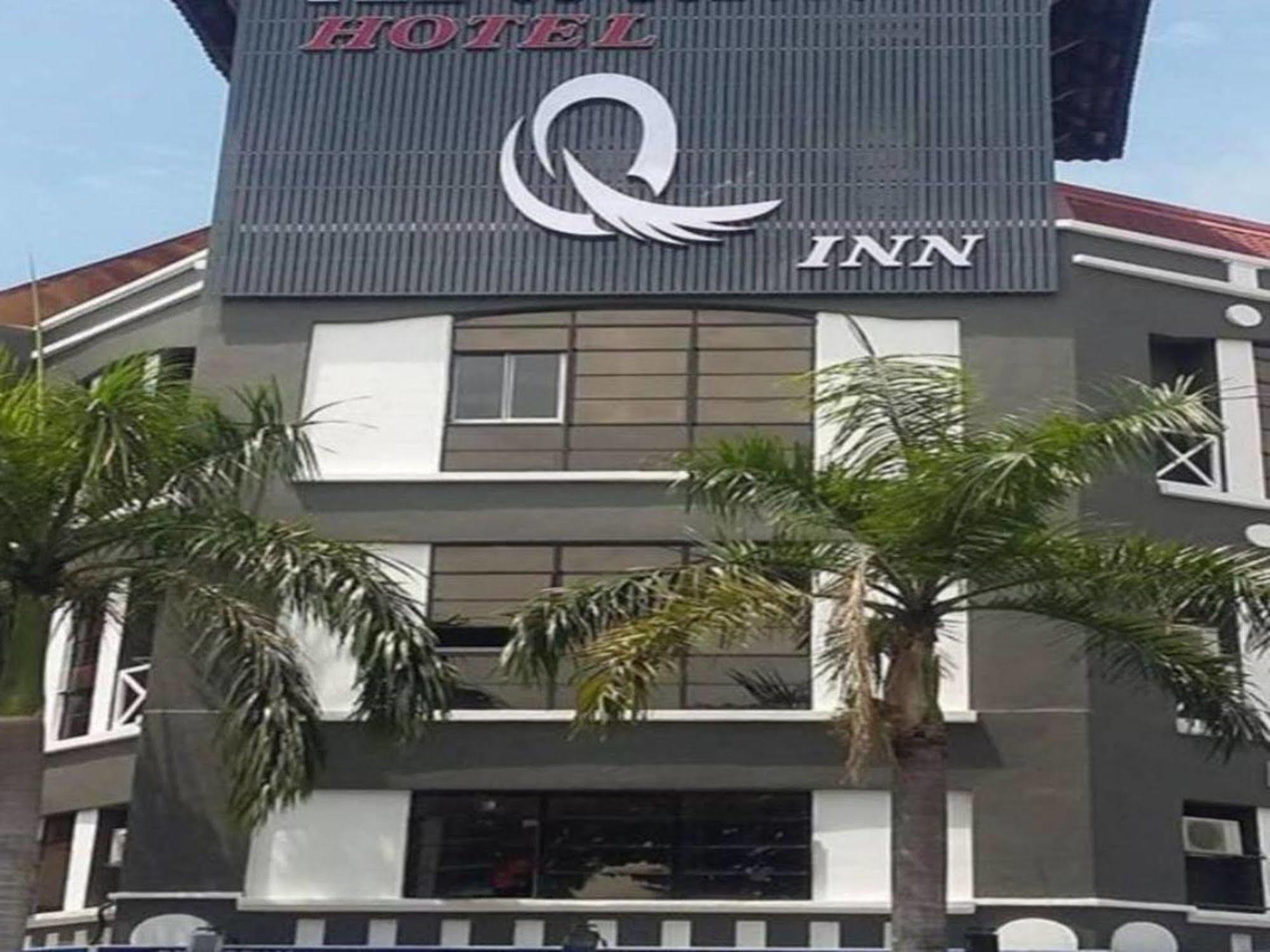פטלין ג'איה Oyo 176 Hotel Q Inn מראה חיצוני תמונה