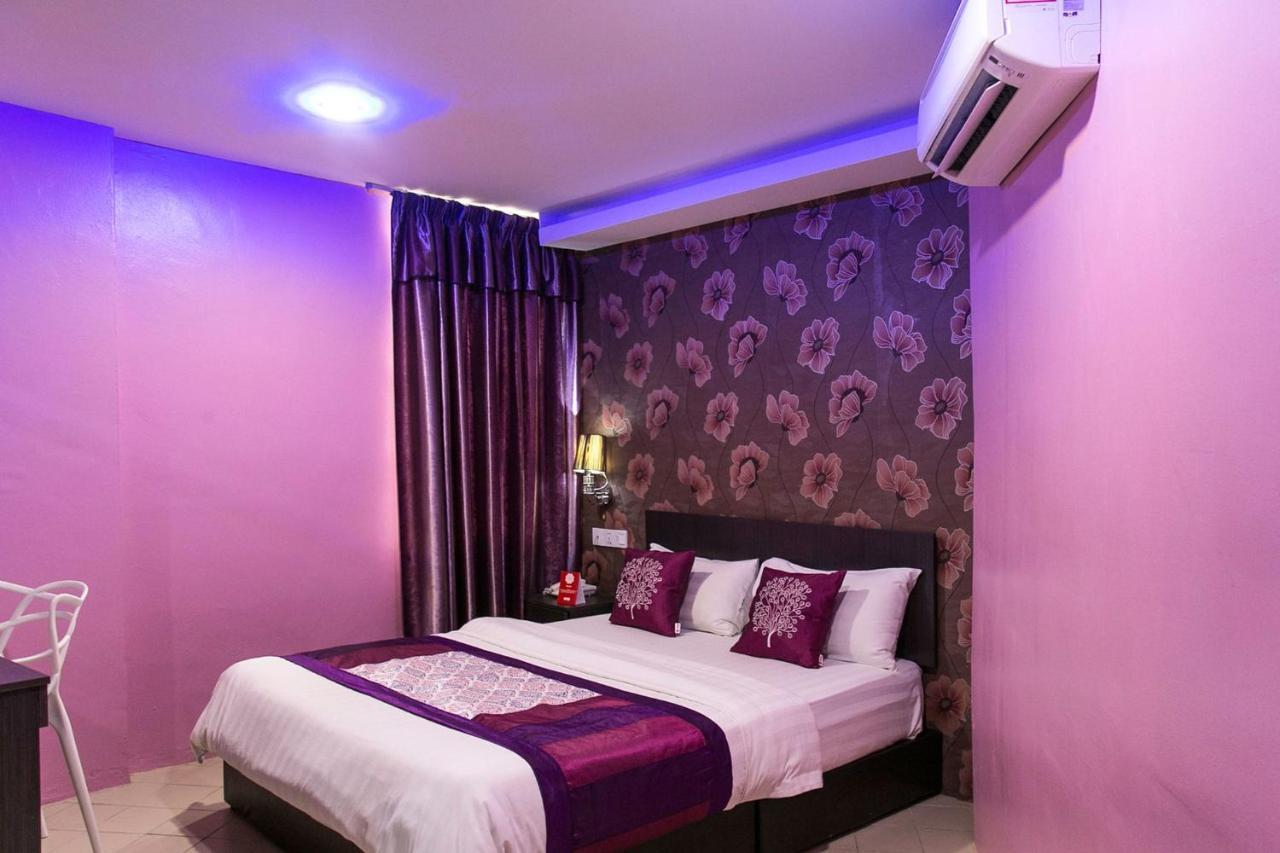 פטלין ג'איה Oyo 176 Hotel Q Inn מראה חיצוני תמונה